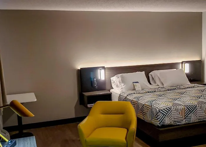 Motel 6-Kewanee, Il