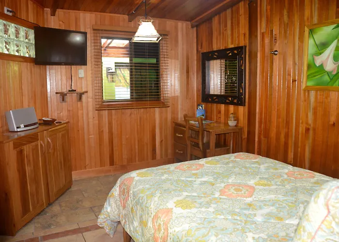 Physis Caribbean Bed & Breakfast