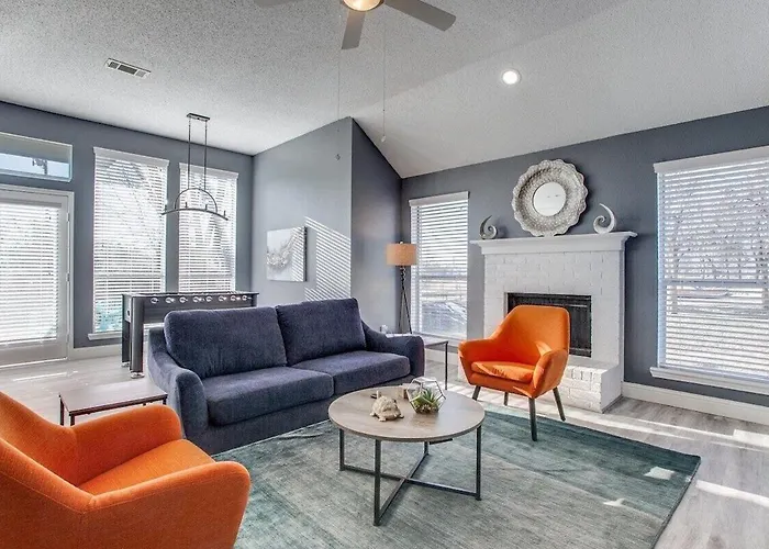 Rockwall Getaway For 6