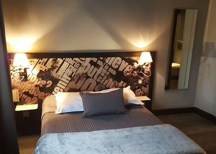Cafe Hotel De L'Avenir