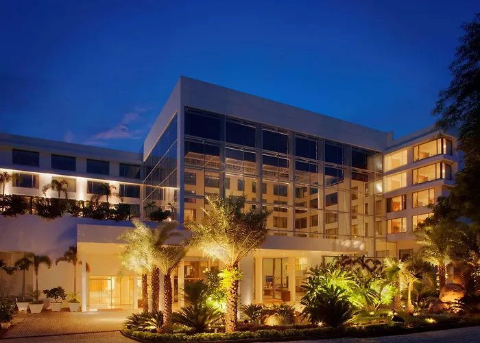Radisson Blu Plaza Hotel Hyderabad Banjara Hills