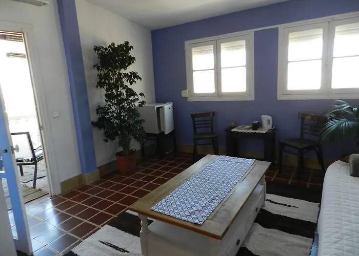 Villa Alicia Guest House