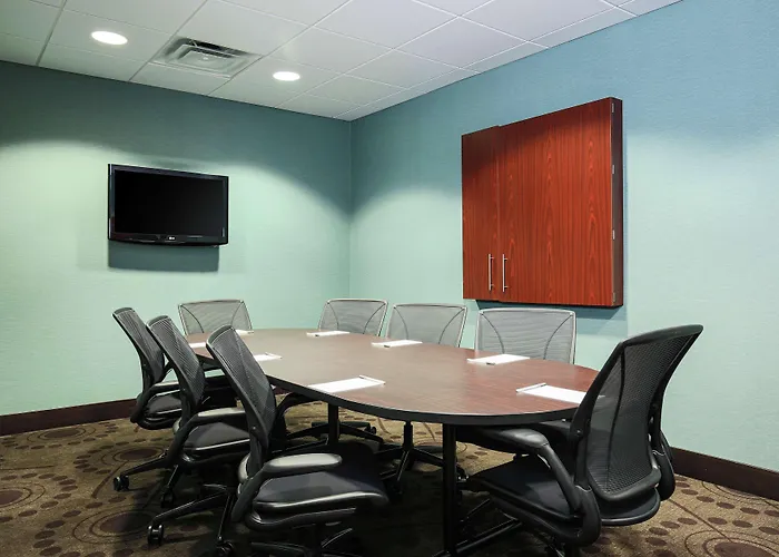 Hampton Inn & Suites Wheeling - The Highlands