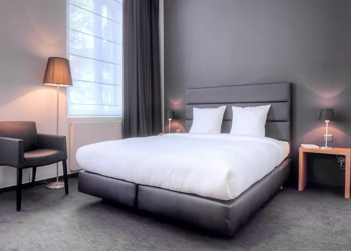 Hotel St James