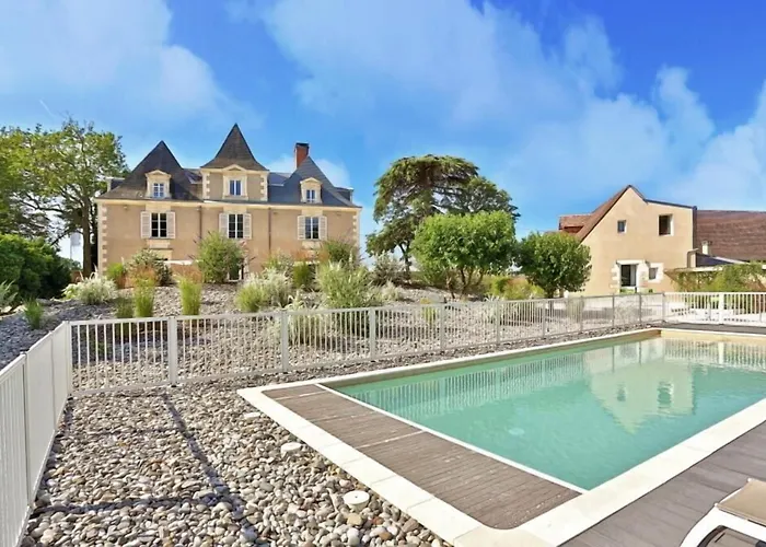Hôtel&Restaurant - Le Manoir des Cèdres - piscine chauffée et climatisation