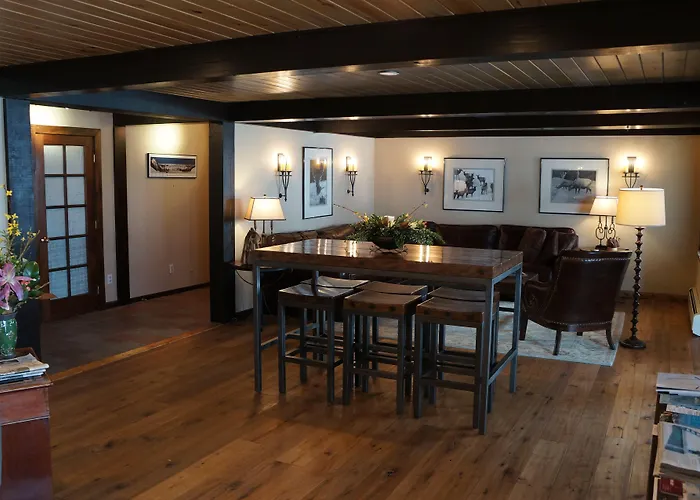Nordic Inn