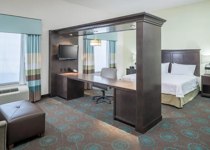 Hampton Inn & Suites Huntsville Research Park Area