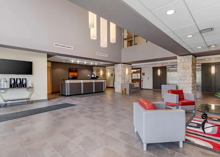 Best Western Plus Eastgate Inn&Suites