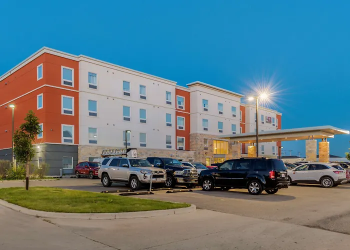 Best Western Plus Eastgate Inn & Suites