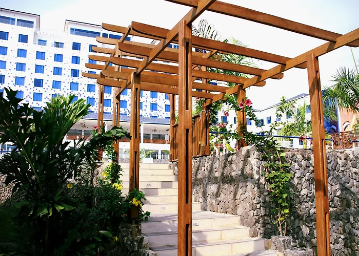 Best Western Plus Serene Atlantic Hotel