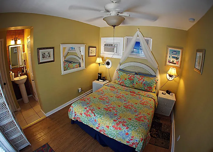 Seascape Tropical Inn (Adults Only)