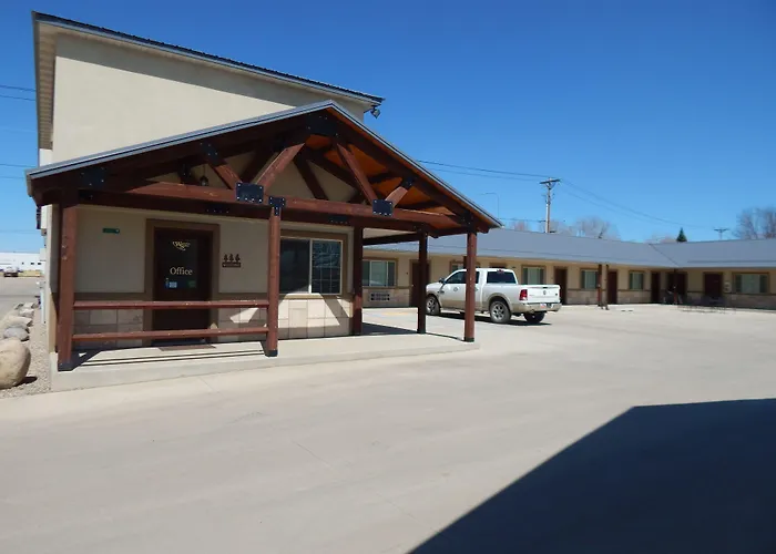 Winterton Suites Williston