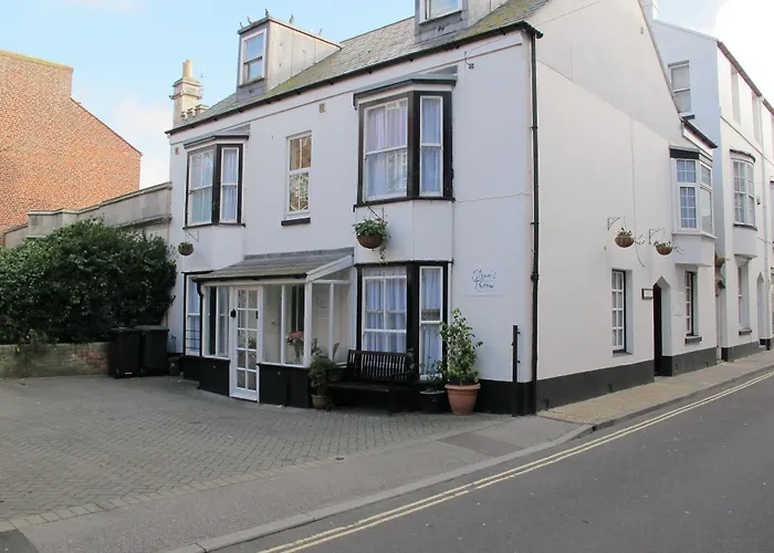Stone'S Throw Guest House