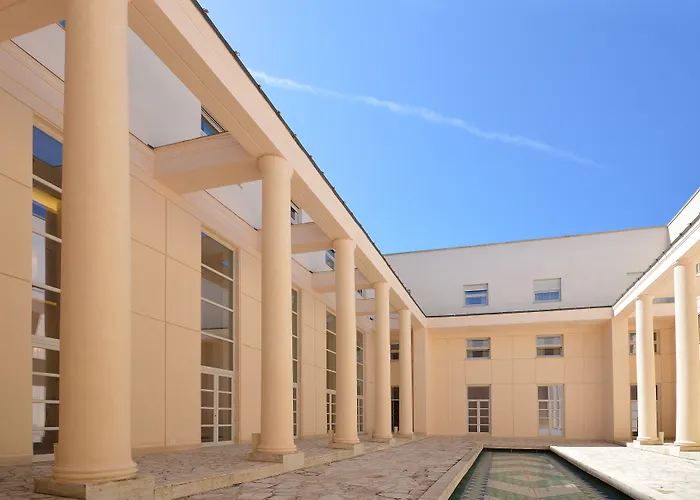 Palazzo Esedra