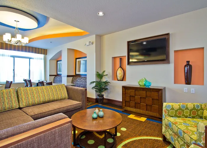 Holiday Inn Express And Suites Denver East Peoria Street By Ihg