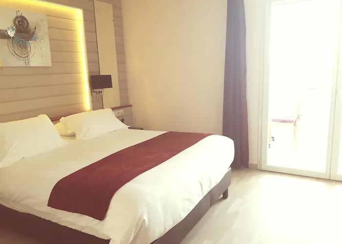 Best Western Hotel & Spa Pau Lescar Aeroport