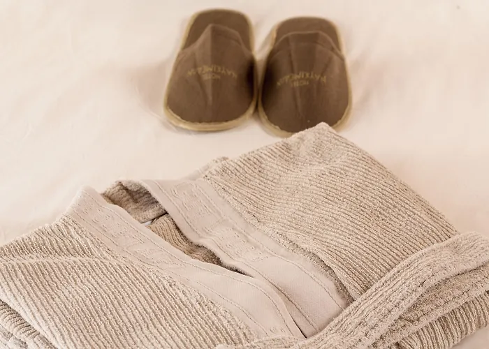 Nafsimedon Hotel