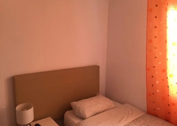 Hostal The Monkey Room