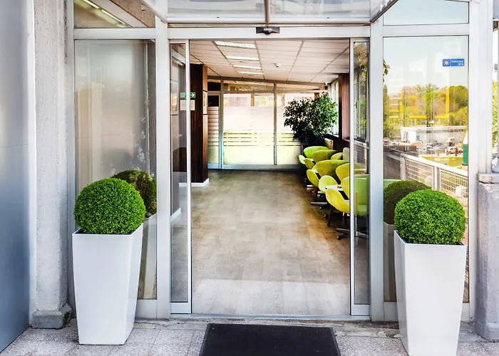 Adresa Suites