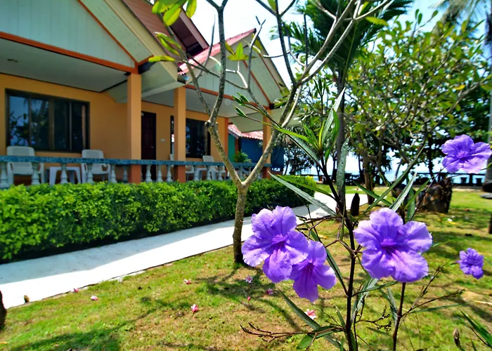 Lanta Emerald Bungalow