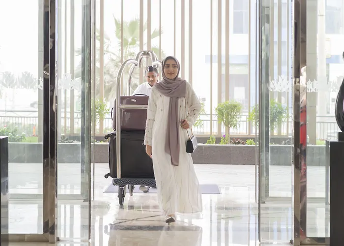 Golden Tulip Dammam Corniche Hotel