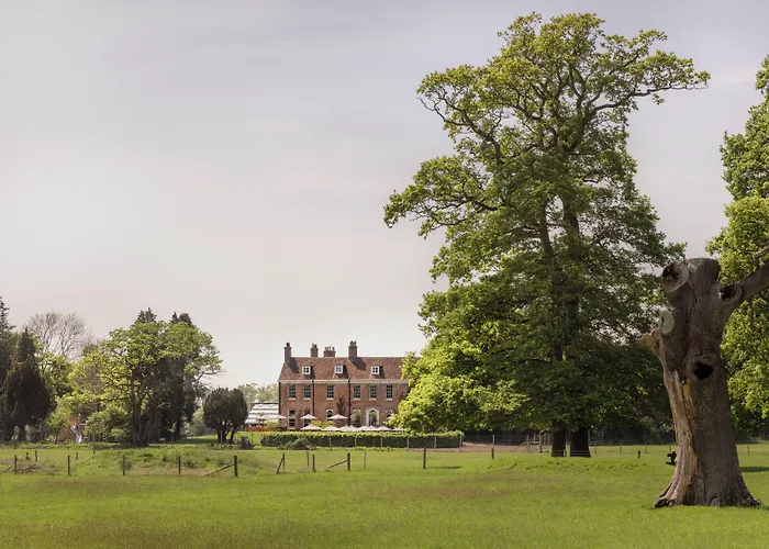 New Park Manor Hotel