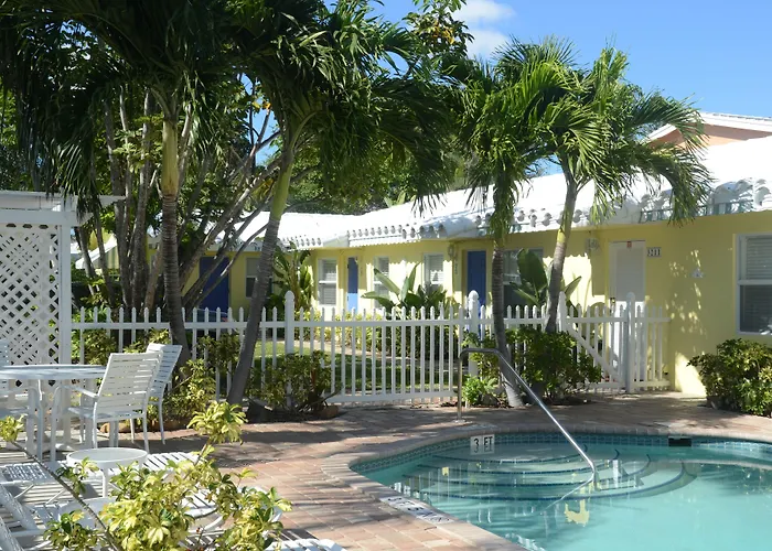 Bahama Beach Club Pompano - Fort Lauderdale - Boutique Studios & Apartments Close To Beach With Heated Pool