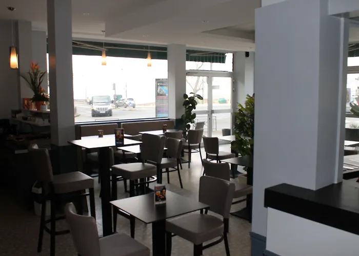 Le Pavillon