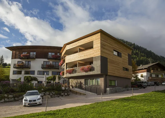 Dolomitenblick Alps Boutique Hotel