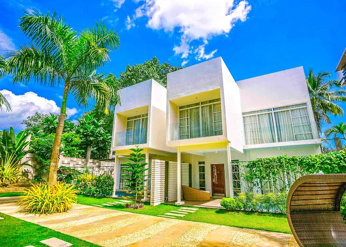Aziza Paradise Hotel