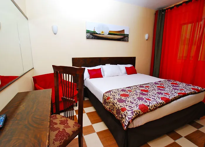 Yaahot Hotel