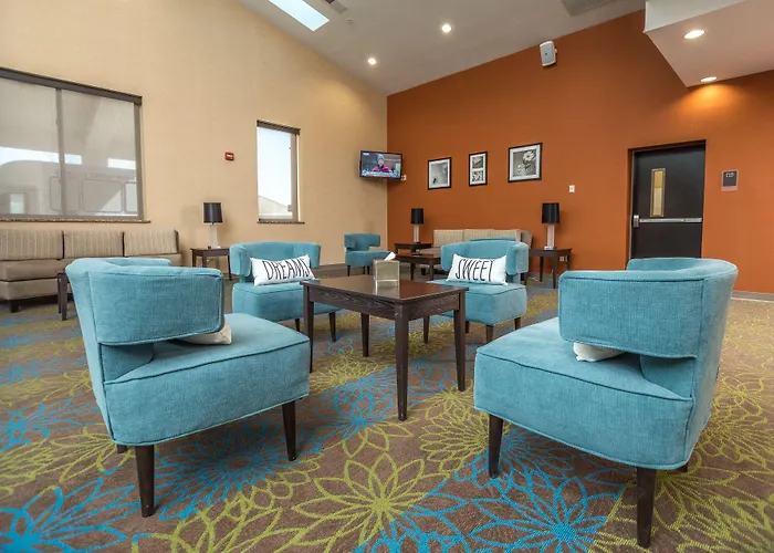 Sleep Inn & Suites And Conference Center Downtown