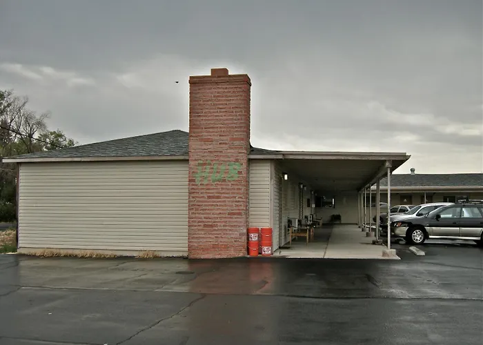 Hub Motel