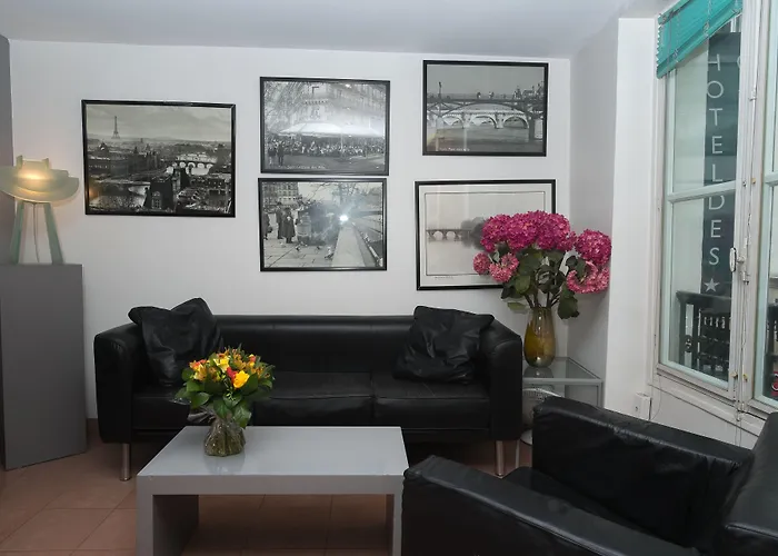 Trendy Canettes Hotel