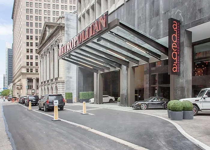 Metropolitan At The 9, Autograph Collection