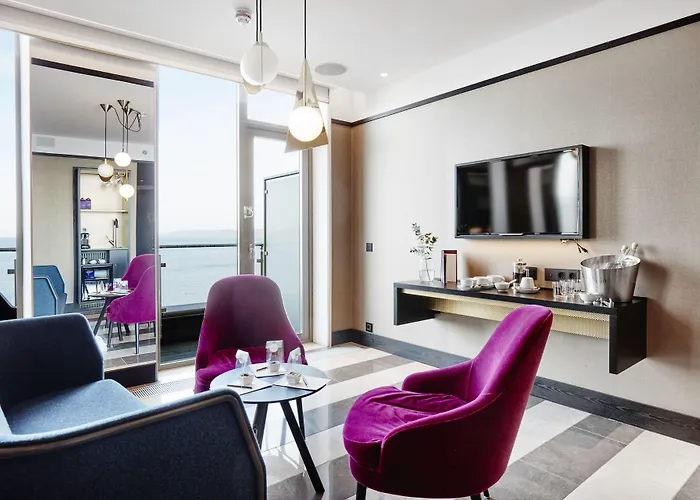 Vox Hotel