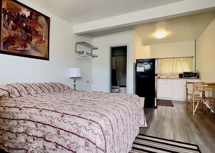 Airport Inn