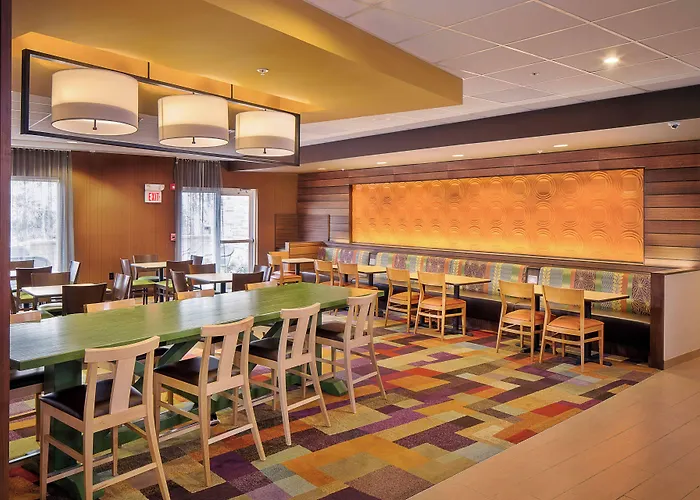 Fairfield Inn And Suites By Marriott Monaca