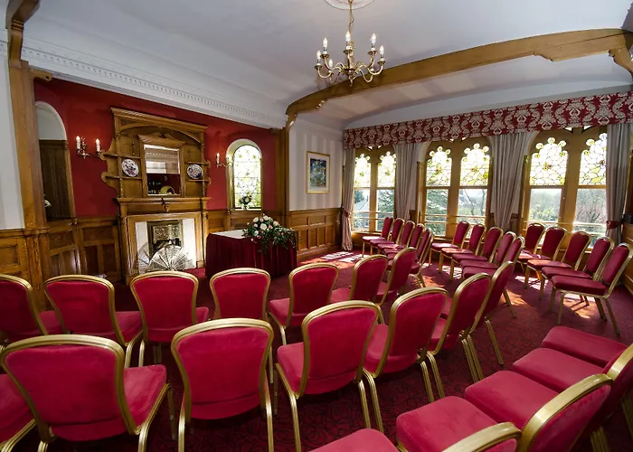 Atholl Hotel