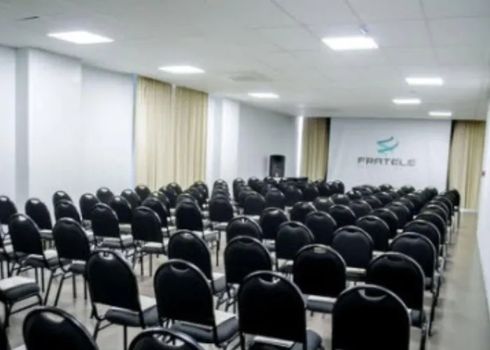 Fratele Business Hotel