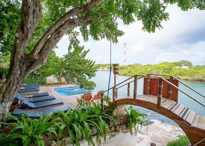 Isla Mulata, Islas Del Rosario