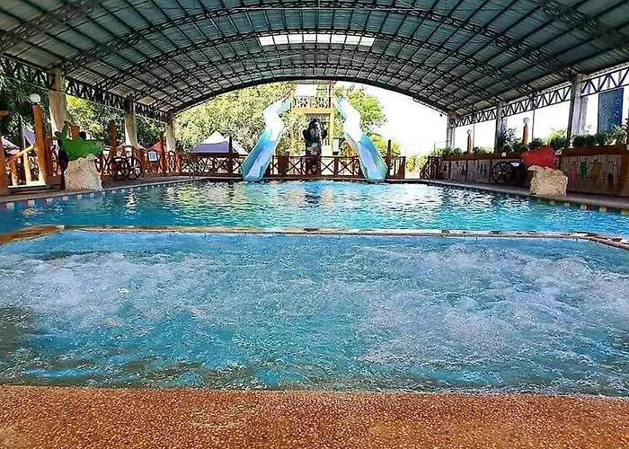 Arzel Resort