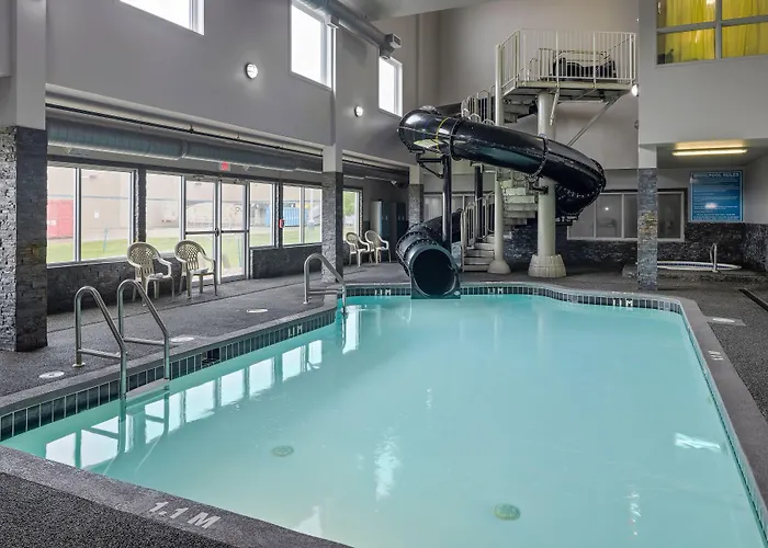 Home Inn & Suites Regina Airport