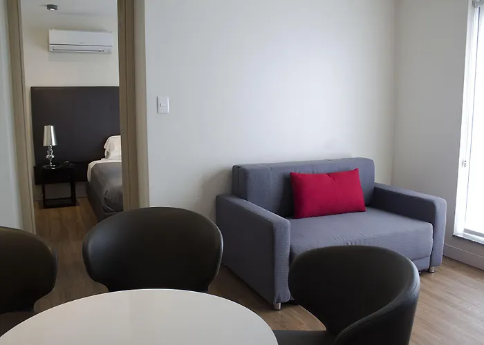 Regency Way Montevideo Hotel