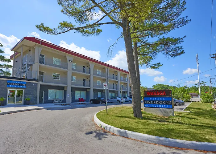 Wasaga Riverdocks Hotel Suites Wasaga Beach