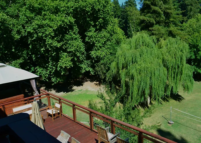 Guerneville Lodge