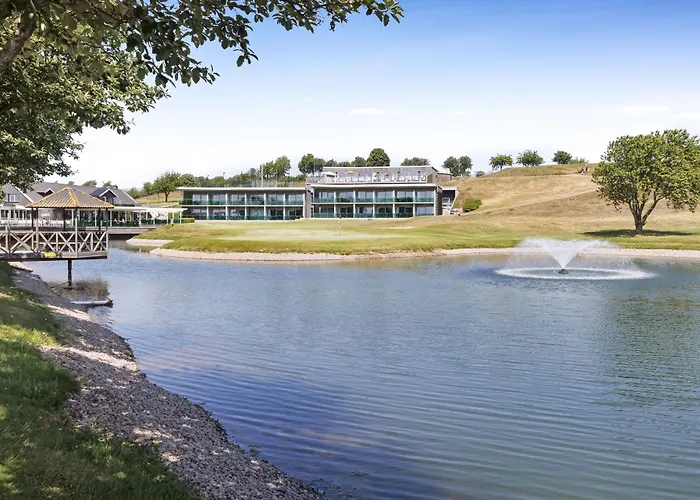 Ringenaes Hotell & Konferens