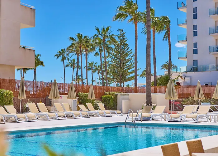 Universal Hotel Bikini