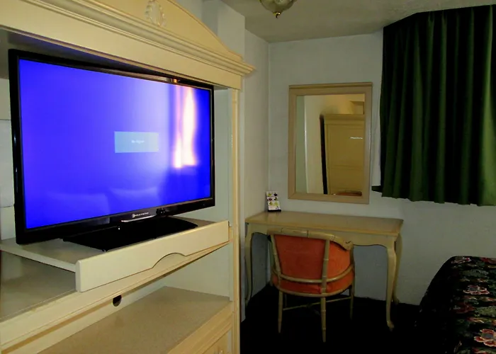 Hotel Corona Plaza