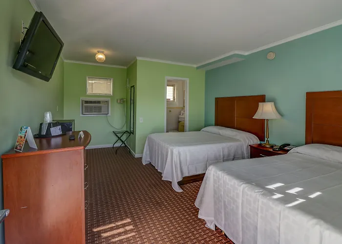 Madison Beach Motel